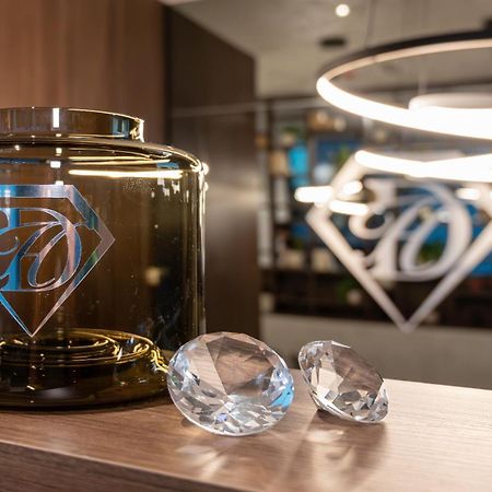 Diamond Hotel Zagreb Buitenkant foto