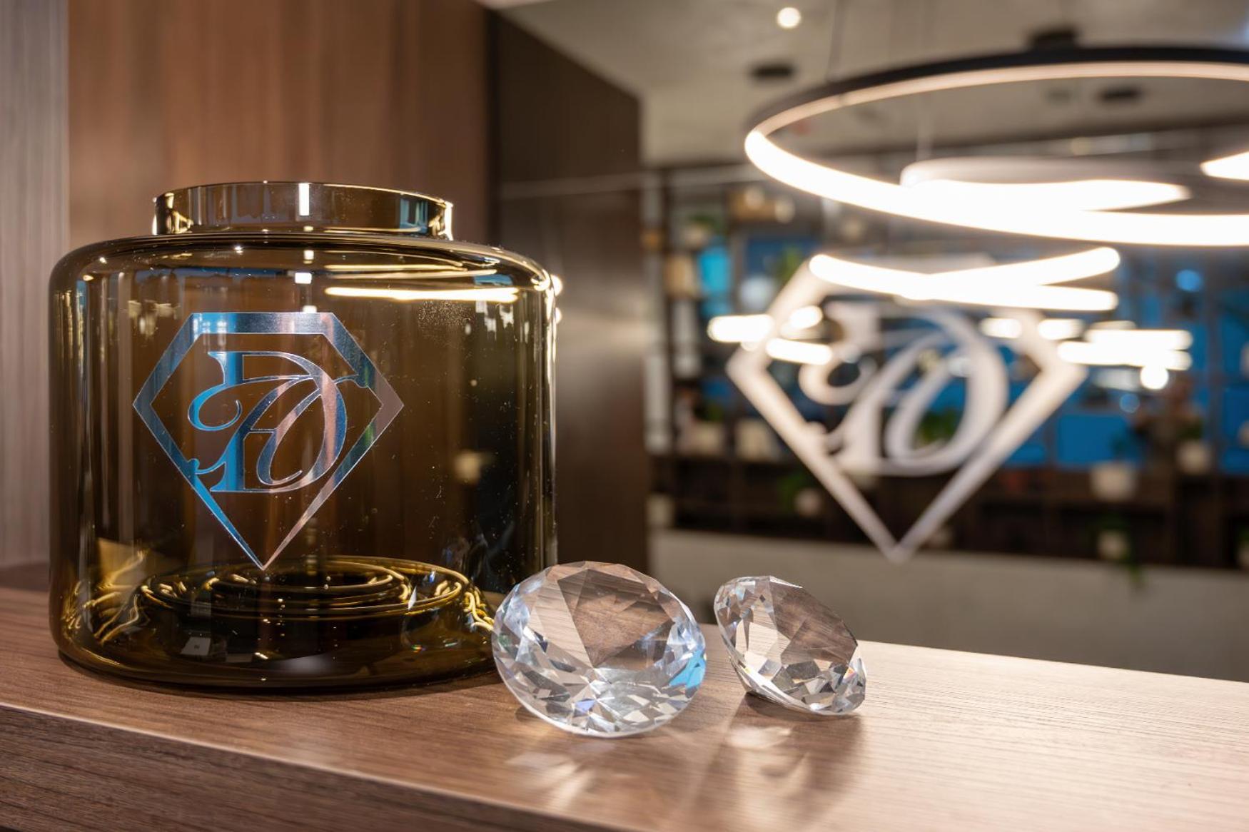 Diamond Hotel Zagreb Buitenkant foto
