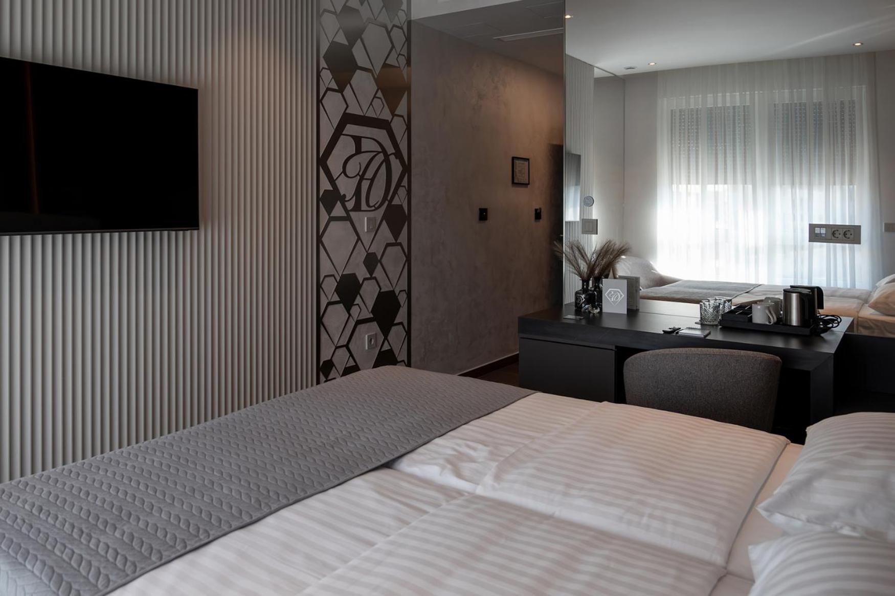 Diamond Hotel Zagreb Buitenkant foto